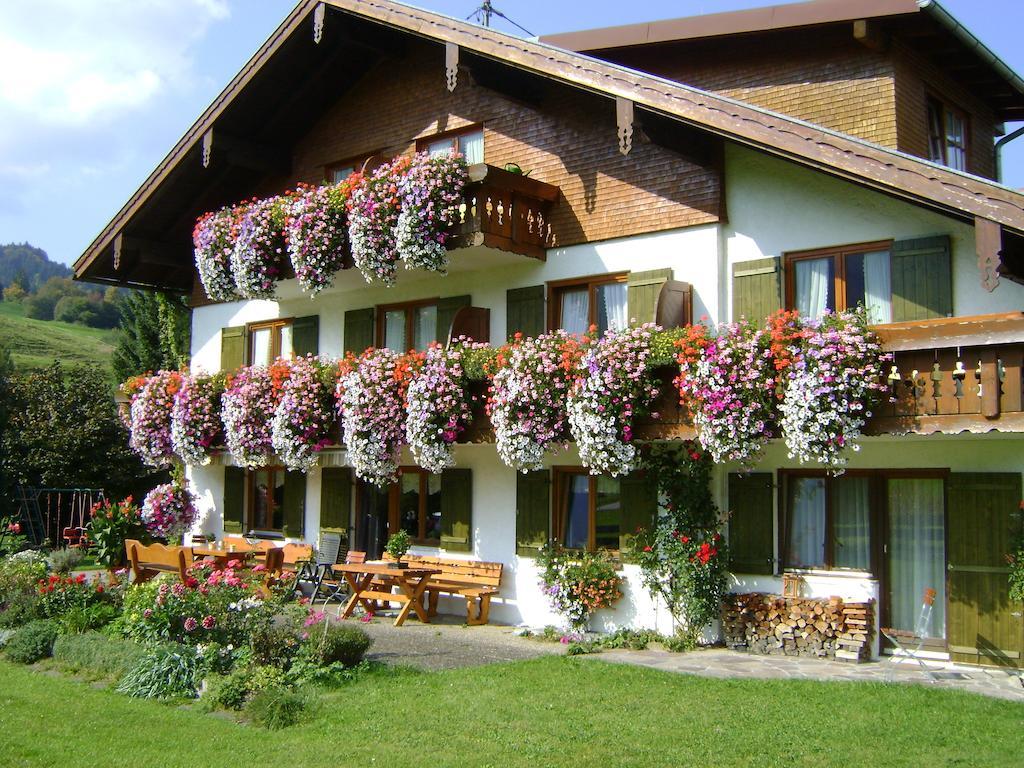 Landhaus Berktold Obermaiselstein Luaran gambar